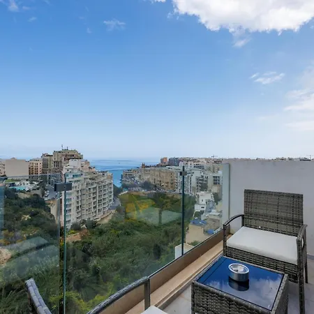Valley & Sea View 2br Penthouse - 6 Mins To Balluta Bay By Quicktrips *