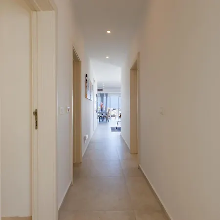 아파트 Valley & Sea View 2br Penthouse - 6 Mins To Balluta Bay By Quicktrips *
