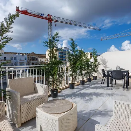 Valley & Sea View 2br Penthouse - 6 Mins To Balluta Bay By Quicktrips * Saint Julian's