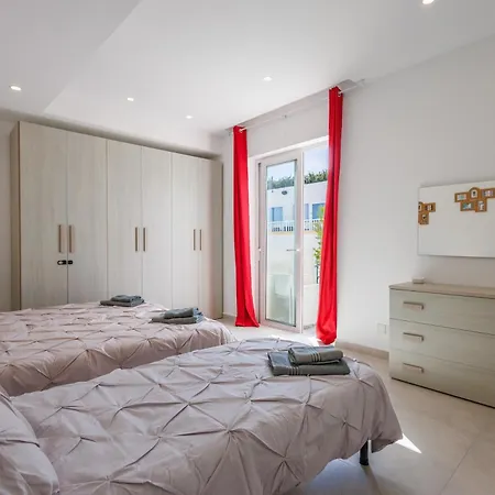 Valley & Sea View 2br Penthouse - 6 Mins To Balluta Bay By Quicktrips *