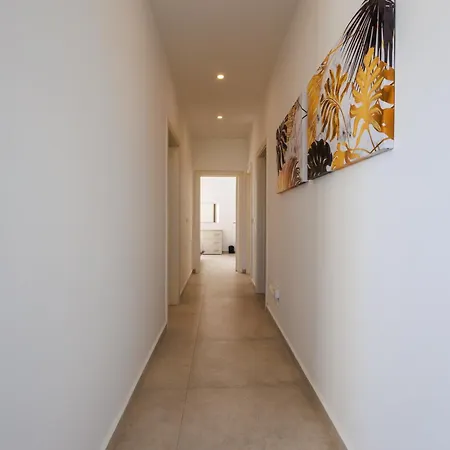 Valley & Sea View 2br Penthouse - 6 Mins To Balluta Bay By Quicktrips Daire